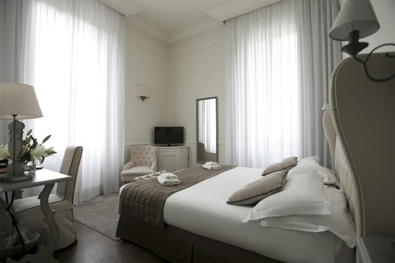 ปาลัซโซ โลเรนโซ โฮเต็ล บูทิก Hotel ฟลอเรนซ์ ภายนอก รูปภาพ